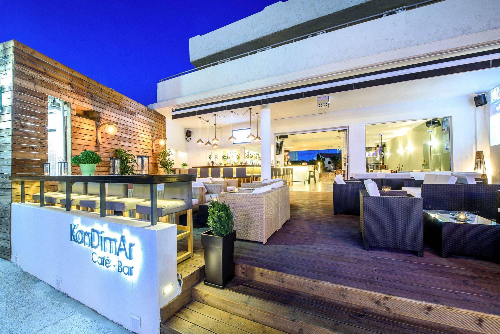 Despina Apts By Estia กูเวส ภายนอก รูปภาพ